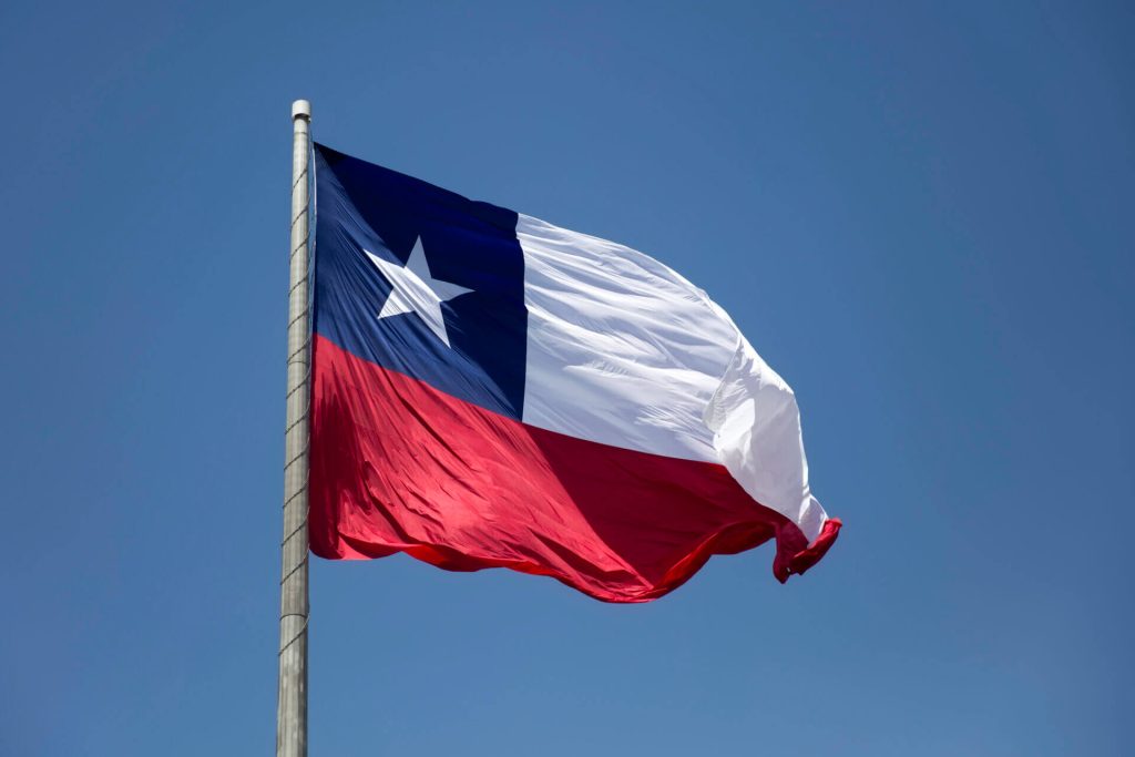 Bandera de Chile representando la gran pregunta sobre si los chilenos necesitan visa para usa