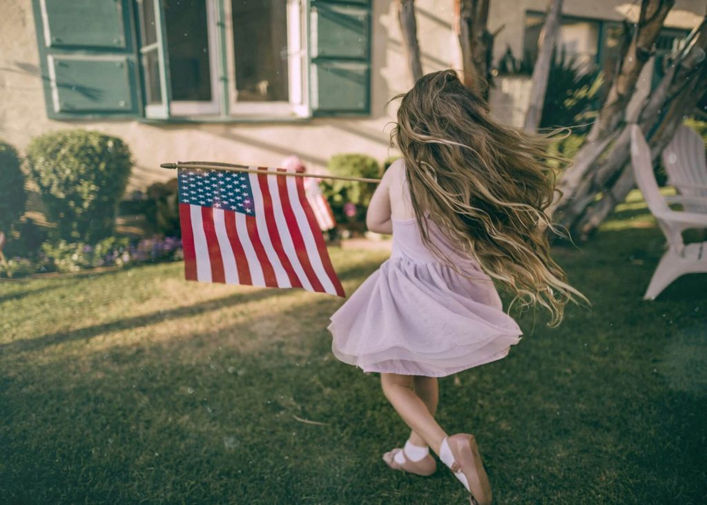 ayuda para inmigrantes latinos en USA frank mckenna sjS4pYowbKw unsplash