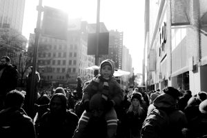 ayuda para inmigrantes latinos en USA ke atlas QGUcYqxZfDE unsplash